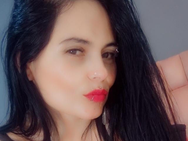 CharlotteCrofort - Live sex cam - 25931961