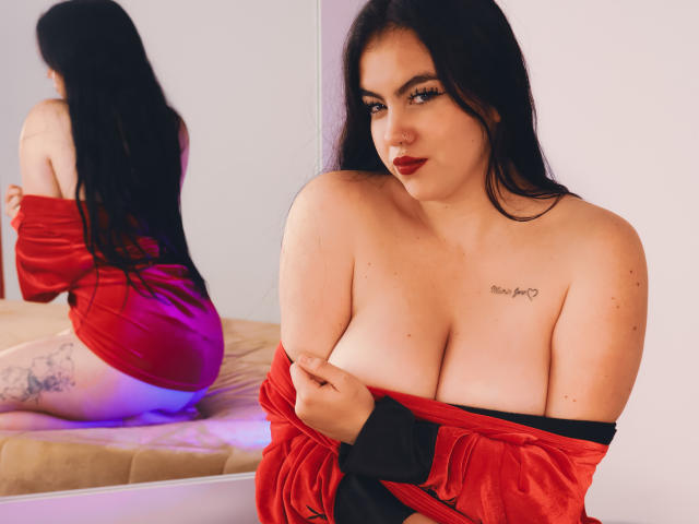 ZoeQuinn - Live porn &amp; sex cam - 25932065