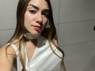 SharonKlart - Live porn &amp; sex cam - 25933797