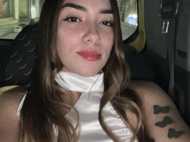 SharonKlart - Live sex cam - 25933825