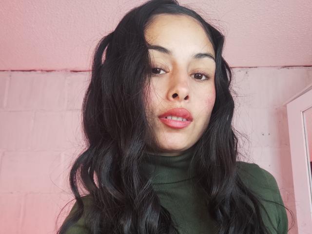 EmilyValeria - Live porn &amp; sex cam - 25937757