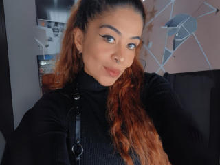 AlaiaLove - Live sex cam - 25940213