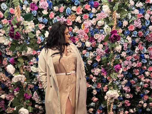 ShiaraRussi - Live porn &amp; sex cam - 25940601