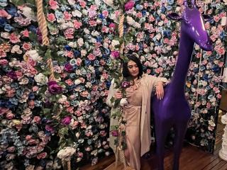 ShiaraRussi - Live porn &amp; sex cam - 25940613