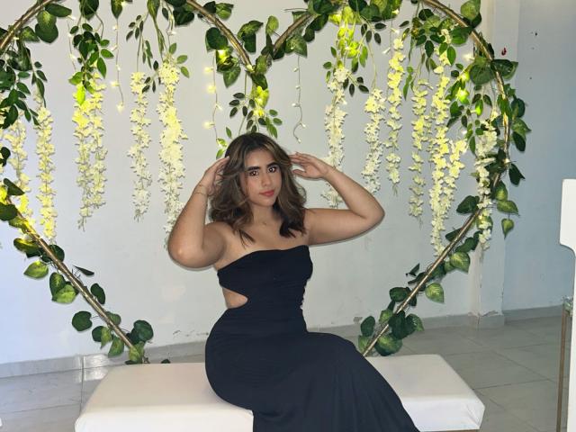 OlivaStellas - Live sex cam - 25941253