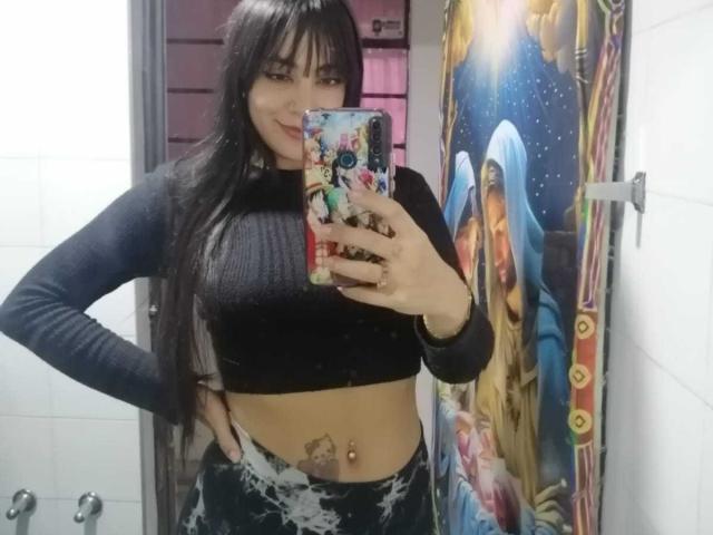 AnalisseJade - Live porn &amp; sex cam - 25942257