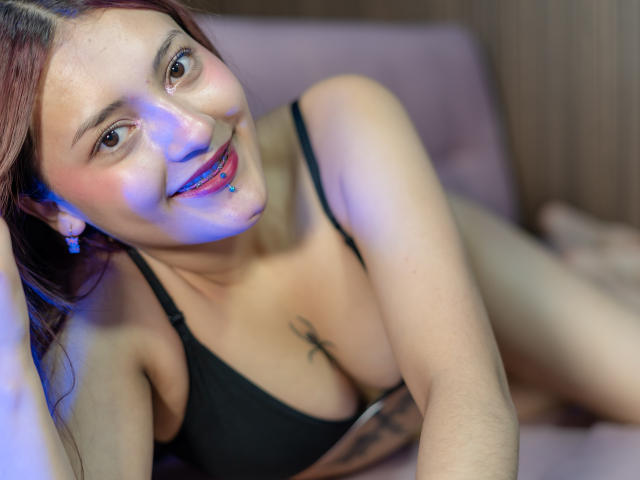 EmilyLorenz - Sexe cam en vivo - 25942497