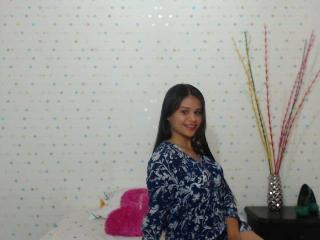 Emilly69 - Sexe cam en vivo - 2594303