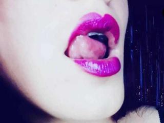 MissValentinaRamirez - Live sex cam - 25943121