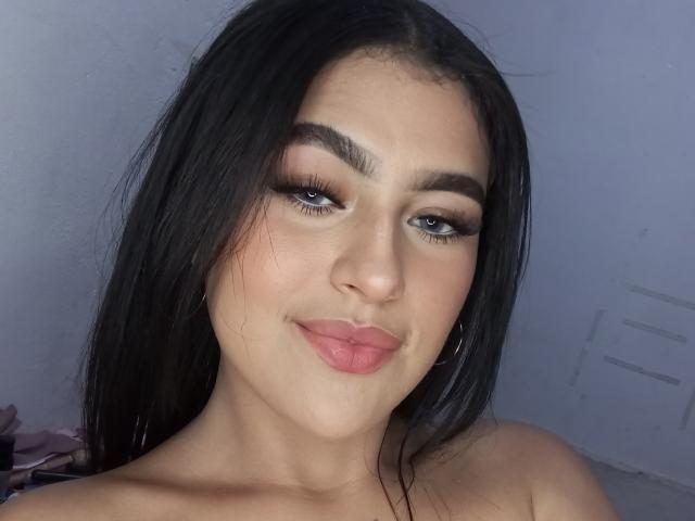 DaffneAddison - Sexe cam en vivo - 25944641