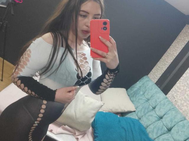 MaddieMooree - Sexe cam en vivo - 25945381
