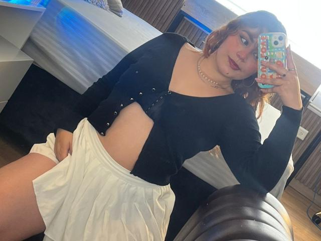 AdelaTaylor - Live sex cam - 25951013