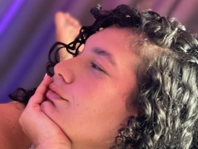 RachellBeaumont - Live sex cam - 25953333
