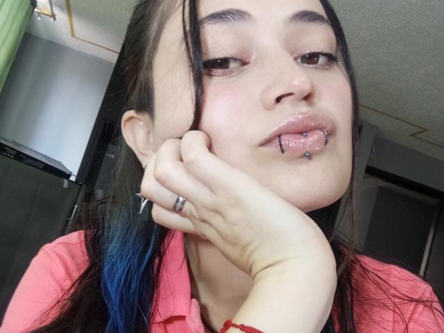 EvaMiller69 - Live porn &amp; sex cam - 25955117