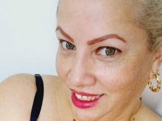 RebeccaSinss - Live sex cam - 25956389