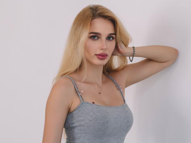 FloraDavis - Live porn &amp; sex cam - 25962829