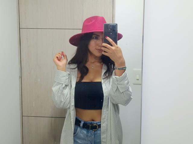 MiaReed - Sexe cam en vivo - 25966437