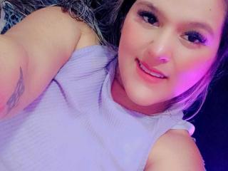 MiaJhonss - Live porn &amp; sex cam - 25966537