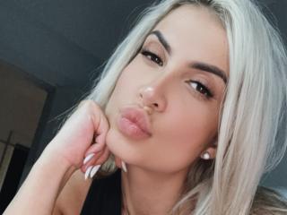 Lellie - Live sex cam - 25967141