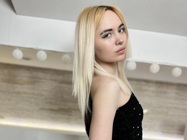 IriskaMimi - Live porn &amp; sex cam - 25969817