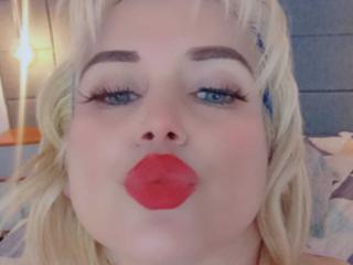 GiuliaAddams - Live porn &amp; sex cam - 25971717
