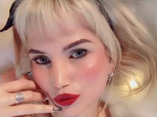 GiuliaAddams - Live porn &amp; sex cam - 25972273