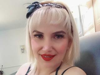 GiuliaAddams - Live porn &amp; sex cam - 25972293