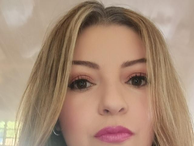 NatalyHami - Live sex cam - 25972773