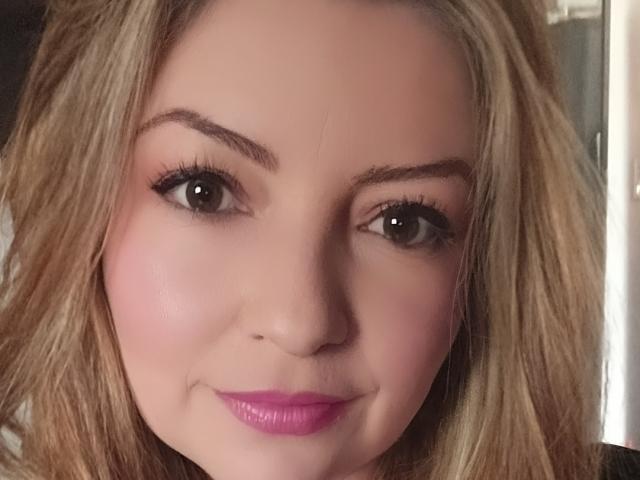 NatalyHami - Live sex cam - 25972869