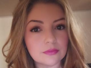 NatalyHami - Live sex cam - 25972885