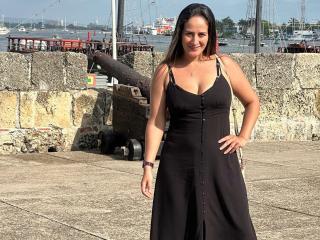 RousseMelinda - Live porn &amp; sex cam - 25975153