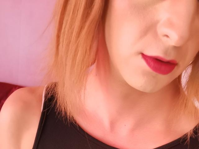 MiaMystique - Live sex cam - 25975605