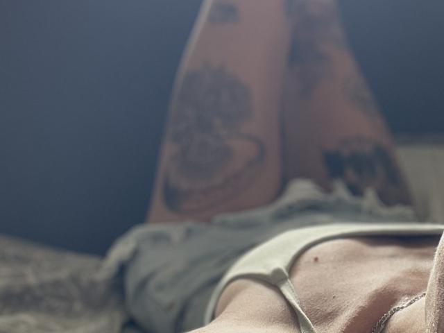 DaneeSoHot - Sexe cam en vivo - 25976173
