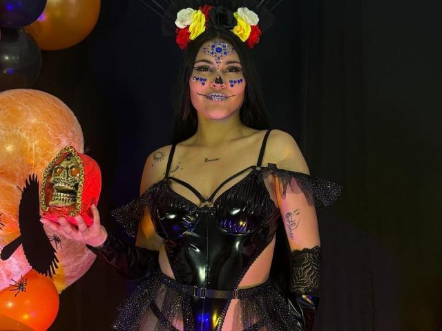 EmiliaCartersh - Live sex cam - 25985881