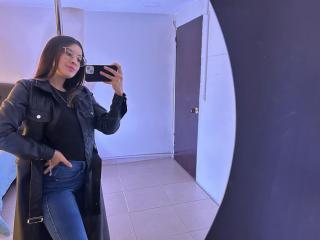 EmmaLombardi - Live porn &amp; sex cam - 25986349