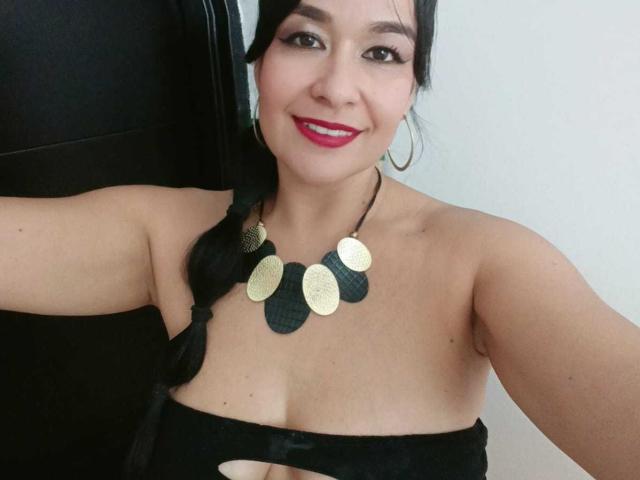 TamaraFoxy - Live sex cam - 25987517