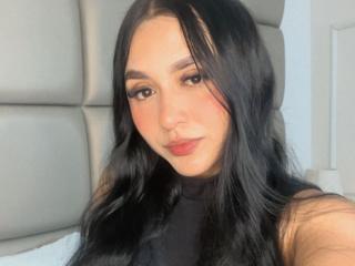 SofiaJames - Live porn &amp; sex cam - 25994825