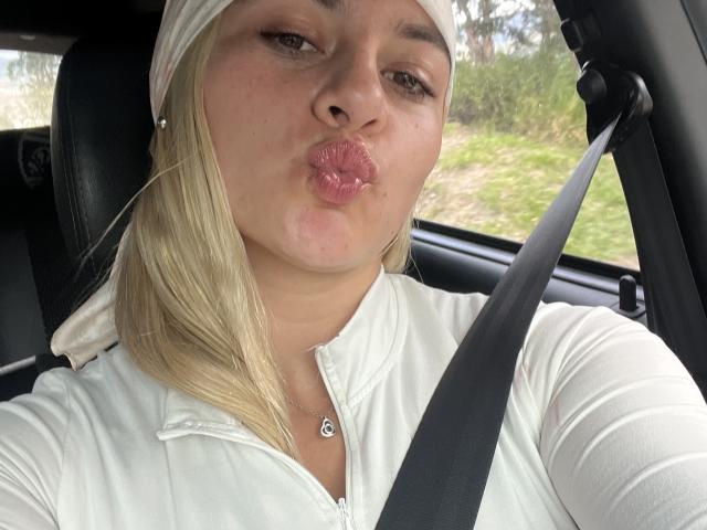 AtheneaRossi - Live porn &amp; sex cam - 25998061