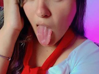 MiaJhonss - Live porn &amp; sex cam - 25999097