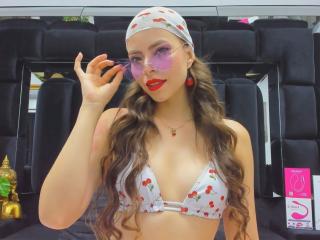 AnnaFer - Live sex cam - 26000125
