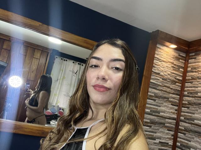 SharonKlart - Sexe cam en vivo - 26000621