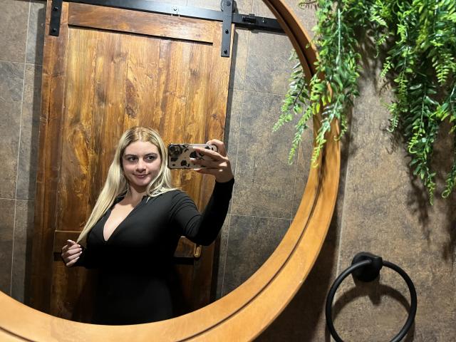 AtheneaRossi - Live porn &amp; sex cam - 26000645