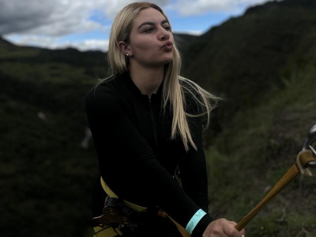 AtheneaRossi - Sexe cam en vivo - 26001417