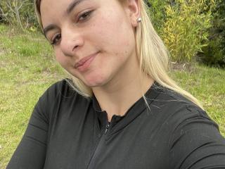 AtheneaRossi - Live porn &amp; sex cam - 26001429