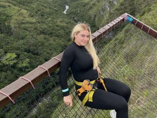 AtheneaRossi - Sexe cam en vivo - 26001481