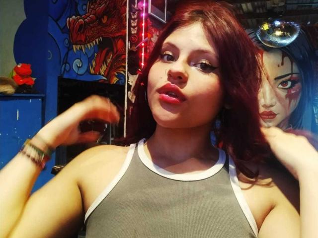 SophieHill - Live sex cam - 26001485