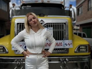 AtheneaRossi - Sexe cam en vivo - 26001537
