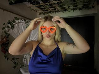 AtheneaRossi - Sexe cam en vivo - 26001605