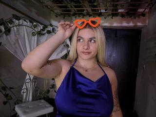 AtheneaRossi - Sexe cam en vivo - 26001617