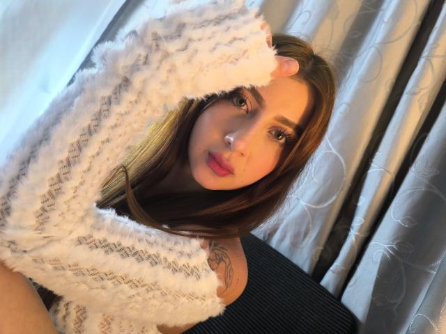 CharlotteAristizabal - פורנו בשידור חי ומצלמת סקס - 26003277